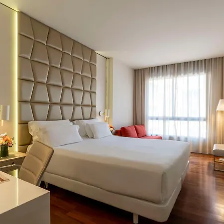 Hotel Nh Collection Podium 4*