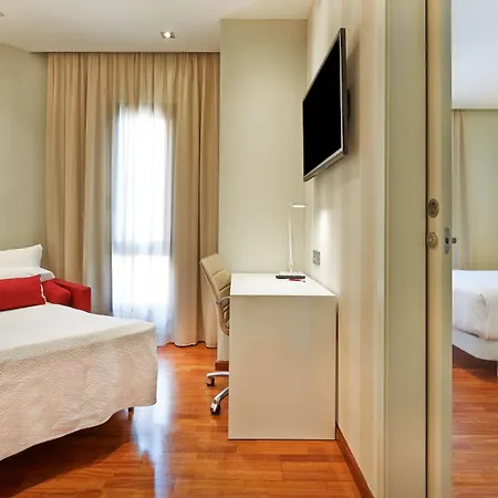 Hotel Nh Collection Podium 4*